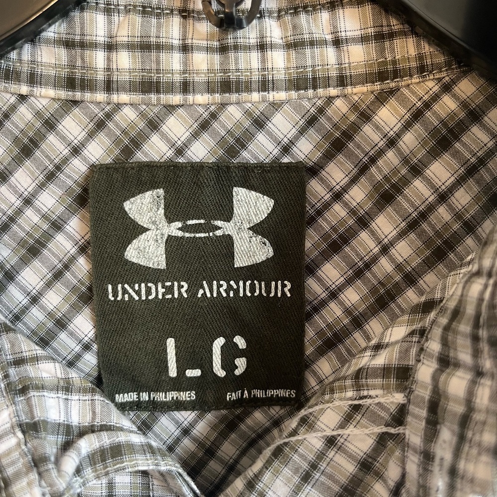 Men’s Green Under Armour Plaid Casual Button Up Short Sleeve Shirt Size L - Picture 2 of 5